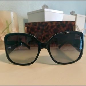 Tory Burch sunglasses with case